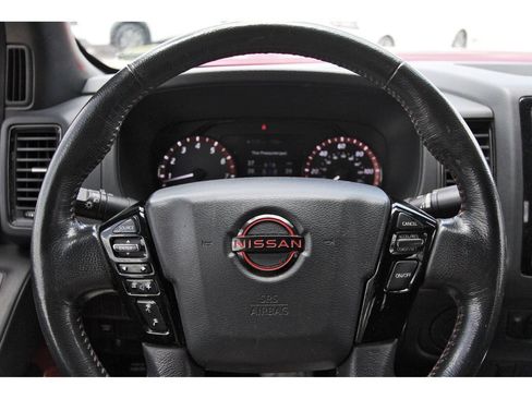 Used 2022 Nissan Frontier Pro-X RWD image 7