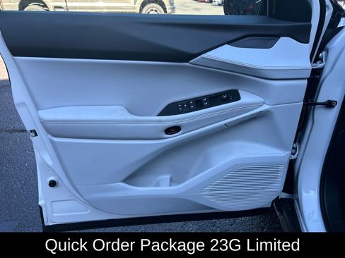 New 2026 Jeep Cherokee Limited image 12