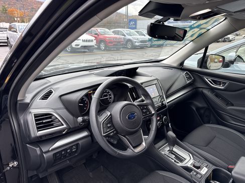 Used 2024 Subaru Forester Premium w/ POP Package 3 image 37