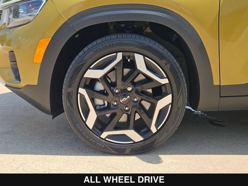 Used 2024 Kia Seltos SX AWD/4WD image 35