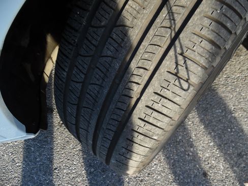 Used 2017 Audi Q7 3.0T Prestige image 29