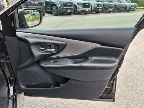Used 2021 Nissan Murano SV FWD image 37