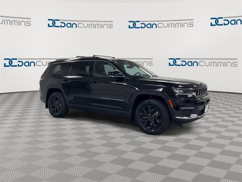 Used 2022 Jeep Grand Cherokee L Limited w/ Trailer Tow Group (B) image 2