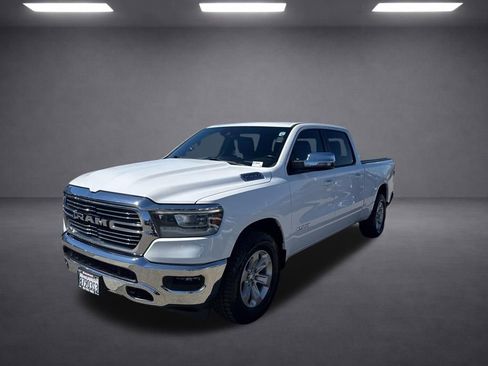 Used 2023 RAM 1500 Laramie AWD/4WD image 4