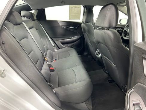 Used 2024 Chevrolet Malibu LT w/ Sport Edition FWD image 13