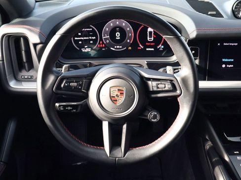 Certified 2024 Porsche Cayenne Coupe image 15