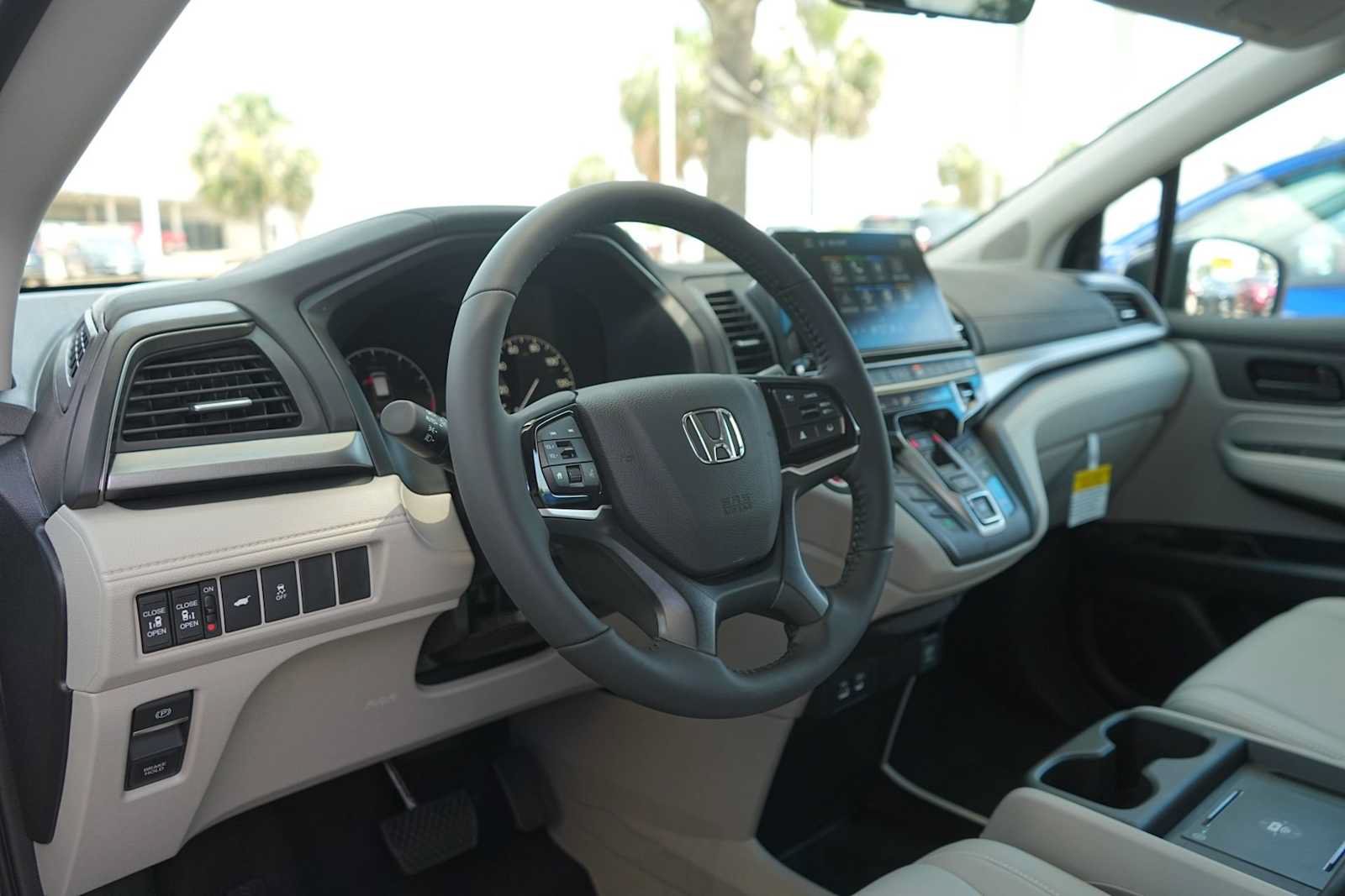 New 2027 Honda Odyssey EX-L image 2