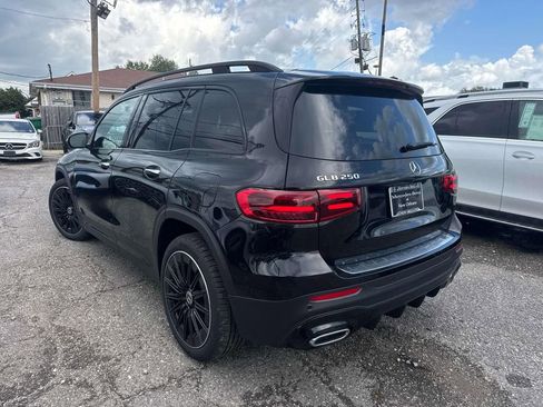 New 2026 Mercedes-Benz GLB 250 image 3