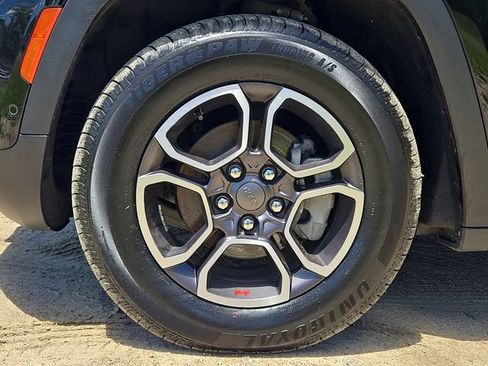 Used 2022 Jeep Grand Cherokee Trailhawk w/ ADV Protech Group II AWD/4WD image 28