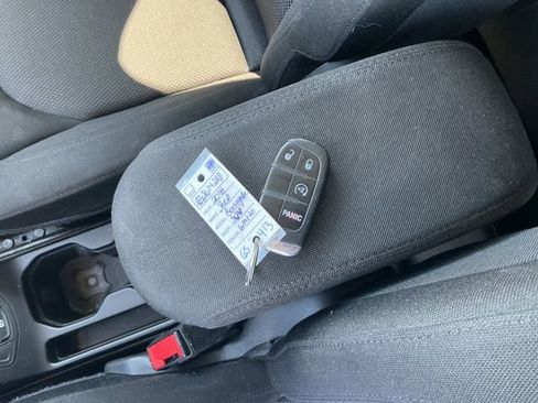 Used 2018 Jeep Renegade Sport w/ Power & Air Group AWD/4WD image 5