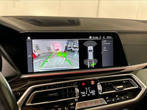 Used 2023 BMW X5 xDrive40i w/ Premium Package image 21