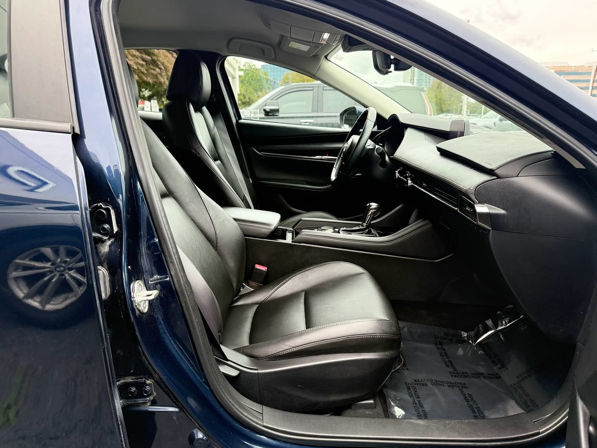 Used 2019 MAZDA MAZDA3 Sedan w/ Preferred Package FWD image 33