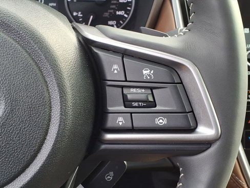 Certified 2025 Subaru Outback Touring XT image 18