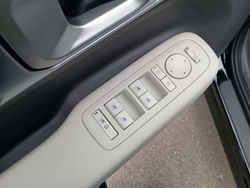 New 2026 Hyundai Santa Fe SE FWD image 19
