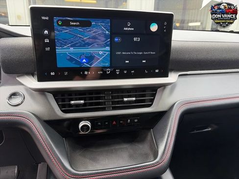Used 2025 Ford Explorer ST-Line w/ ST-Line Street Pack AWD/4WD image 19