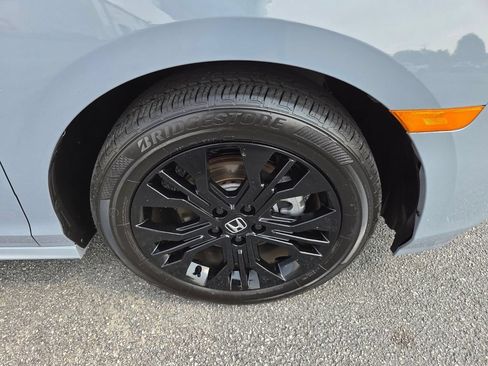 Used 2025 Honda Odyssey Sport-L image 18