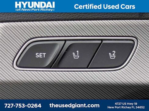 Used 2024 Hyundai Palisade SEL w/ Premium Package image 27
