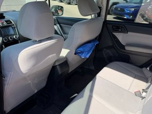Used 2018 Subaru Forester 2.5i Premium AWD/4WD image 12