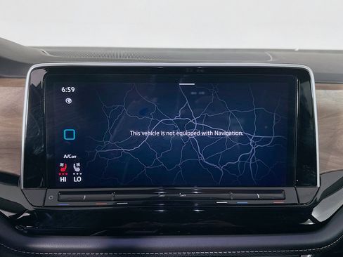 Used 2024 Volkswagen Atlas SE image 22