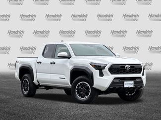 Used 2025 Toyota Tacoma TRD Off-Road video 2
