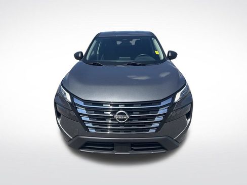 Used 2024 Nissan Rogue S AWD/4WD image 2