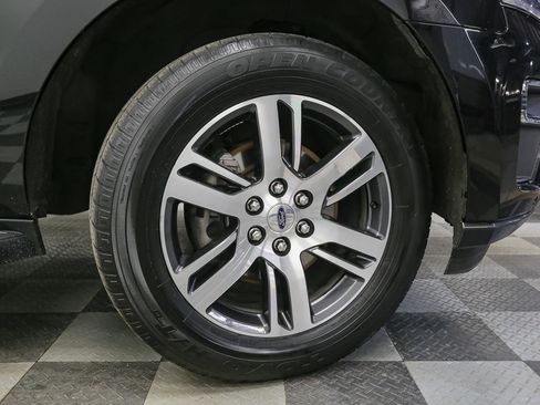 Used 2024 Ford Expedition Max Limited image 16