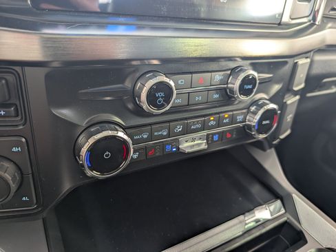 New 2025 Ford F350 Lariat w/ Lariat Ultimate Package image 14