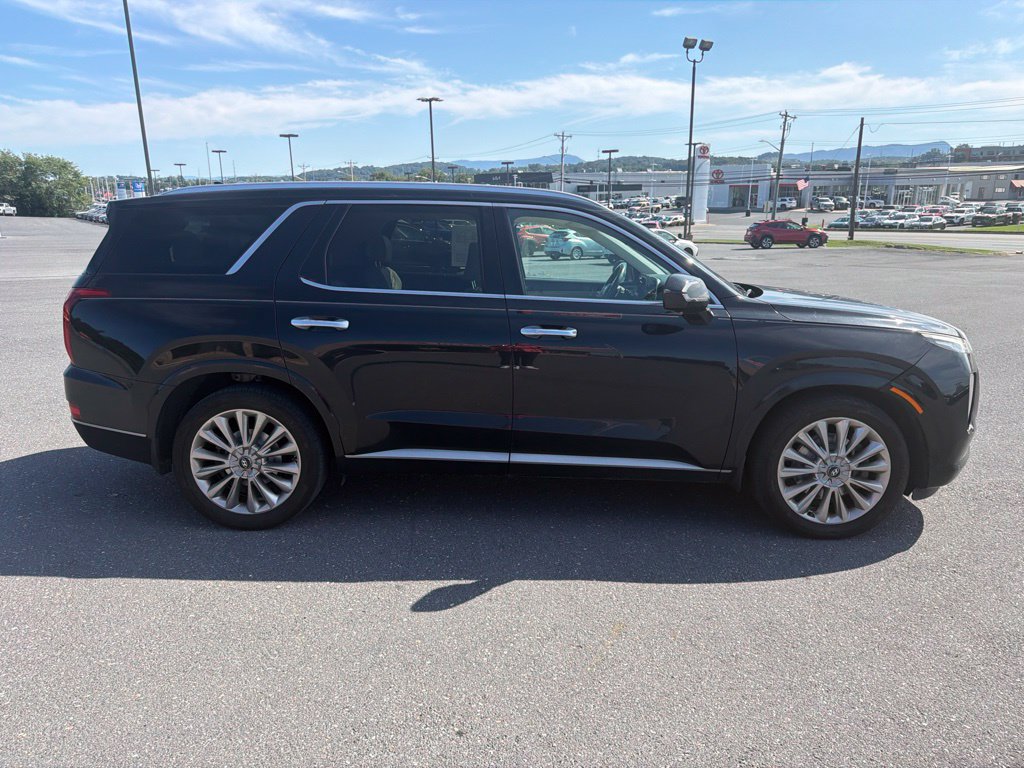 Used 2020 Hyundai Palisade Limited FWD image 6