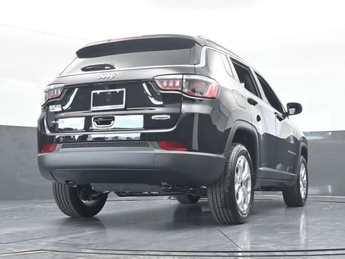 Used 2026 Jeep Compass Latitude AWD/4WD image 53