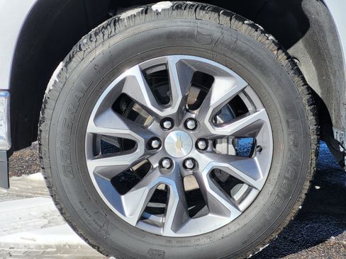 Used 2022 Chevrolet Silverado 1500 LT image 10