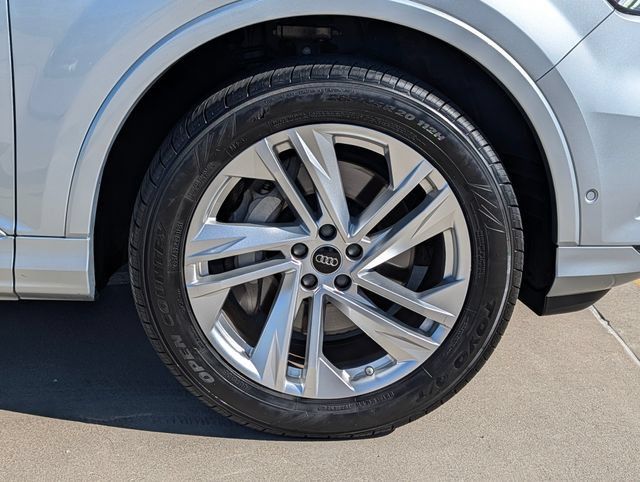 Used 2024 Audi Q7 3.0T Premium Plus AWD/4WD image 8
