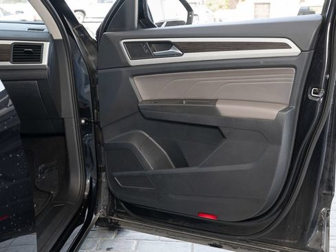 Used 2022 Volkswagen Atlas SE FWD image 43