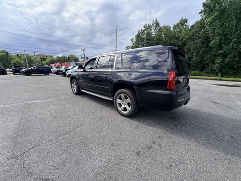 Used 2015 Chevrolet Suburban LTZ AWD/4WD image 23
