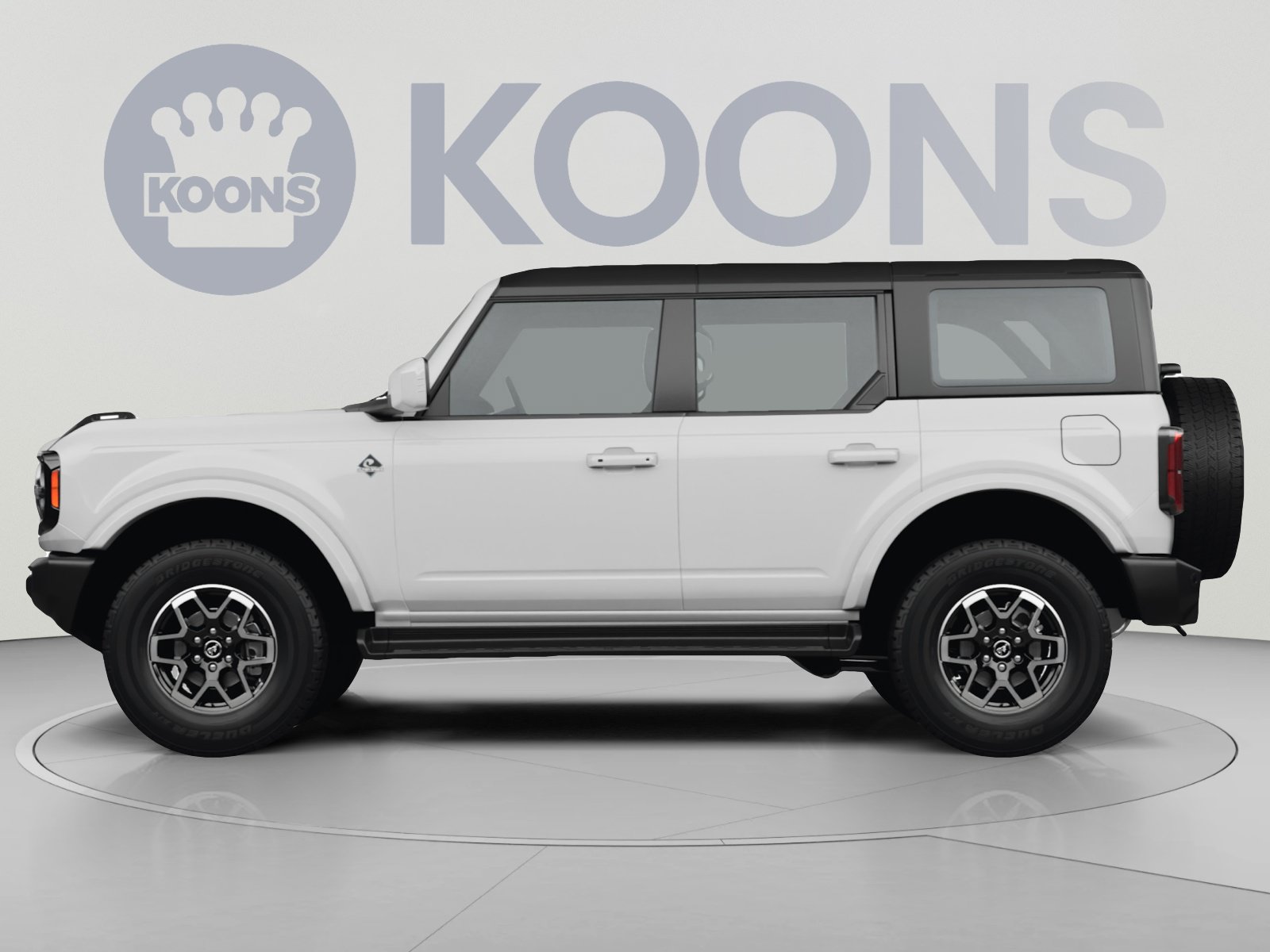 Used 2025 Ford Bronco Outer Banks AWD/4WD image 2