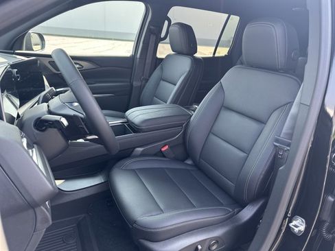 New 2026 Chevrolet Traverse LT w/ Driver Confidence Package image 12