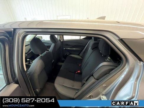 Used 2023 Nissan Kicks S FWD image 10