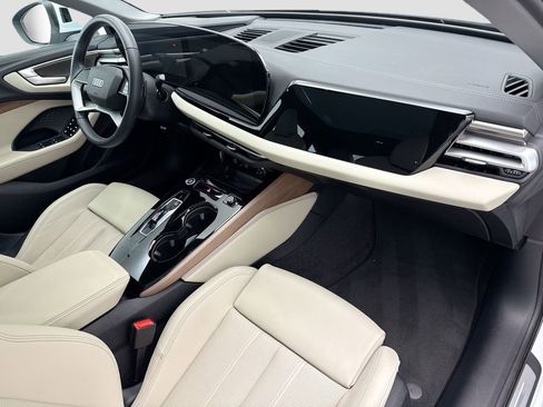 Used 2025 Audi A5 2.0T Premium Plus w/ Premium Plus image 16