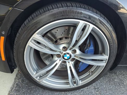 Used 2014 BMW M6 Convertible RWD image 22