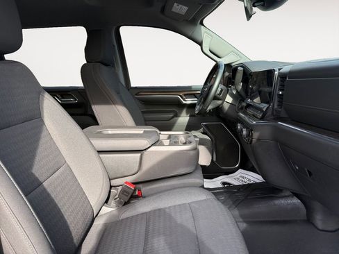 Used 2023 Chevrolet Silverado 1500 LT w/ Protection Package image 15