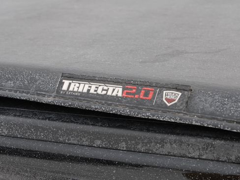 Used 2019 GMC Sierra 3500 SLT w/ Duramax Plus Package image 8