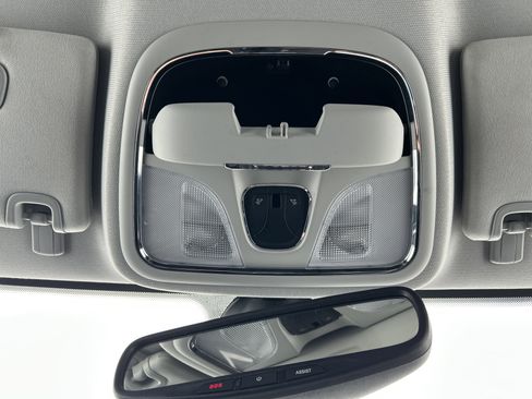 Used 2020 Jeep Cherokee Trailhawk w/ Comfort & Convenience Group image 22