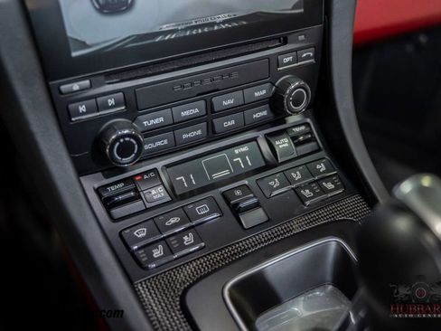 Used 2018 Porsche 911 4 Coupe image 20