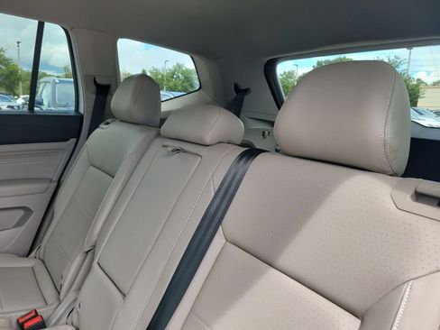 Used 2021 Volkswagen Atlas SE FWD image 23