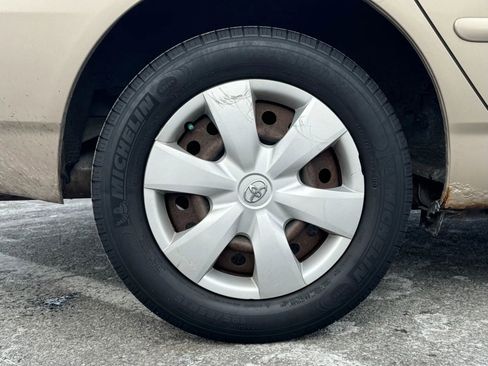 Used 2005 Toyota Corolla LE image 25