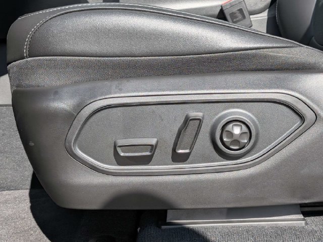 New 2027 Jeep Grand Cherokee Altitude AWD/4WD image 23