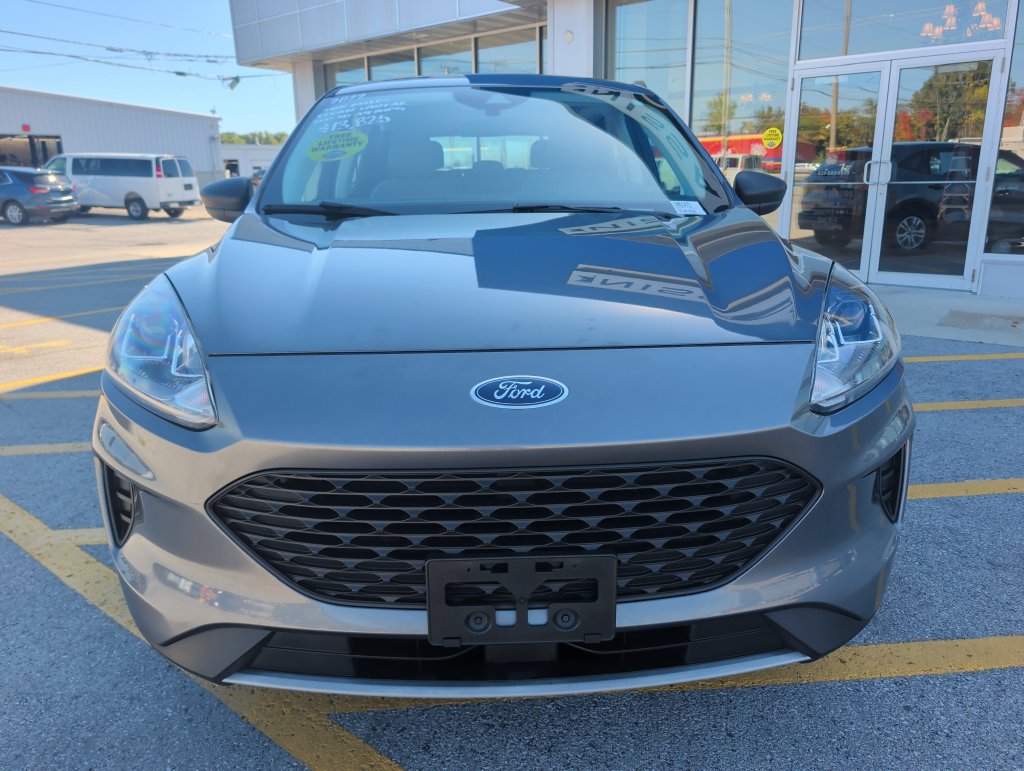 Used 2022 Ford Escape S FWD image 2