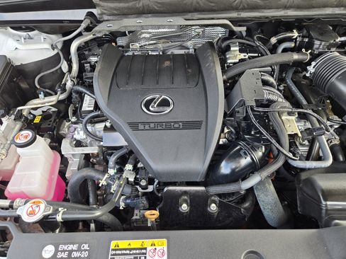 Used 2023 Lexus RX 500h F Sport image 39