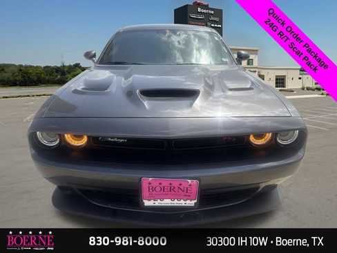 Used 2022 Dodge Challenger R/T Scat Pack RWD image 5