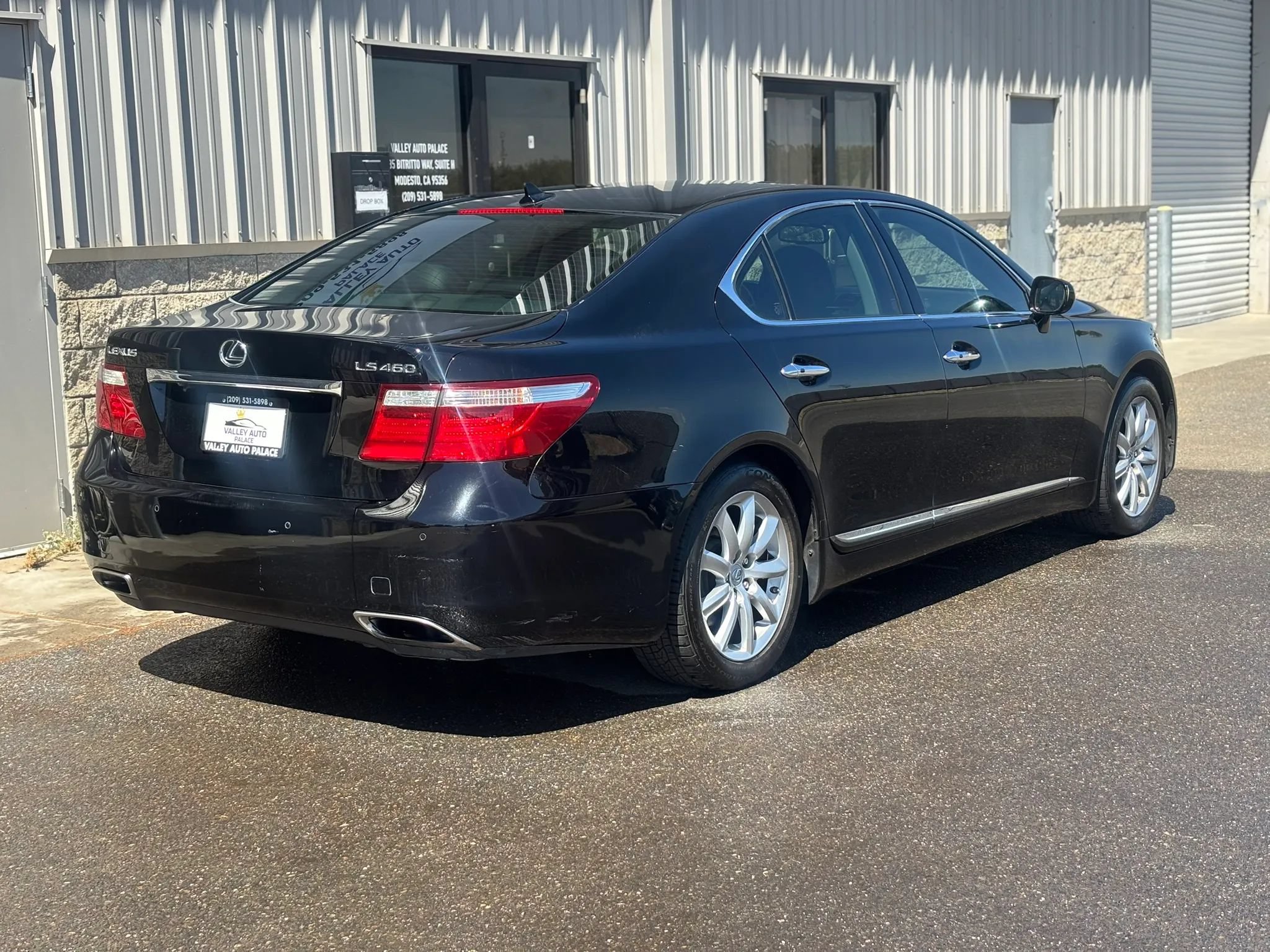 Used 2007 Lexus LS 460 RWD image 3
