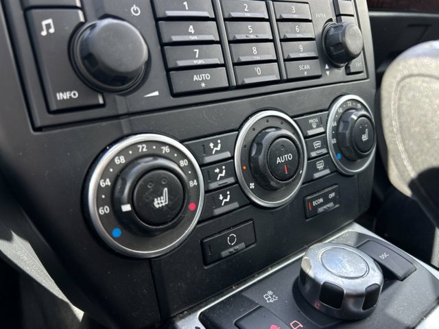 Used 2008 Land Rover LR2 SE AWD/4WD image 38